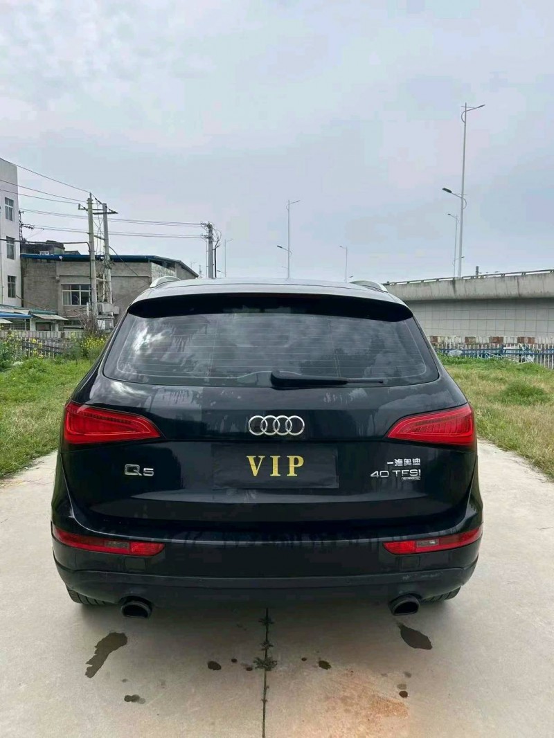 襄阳15年奥迪Q59