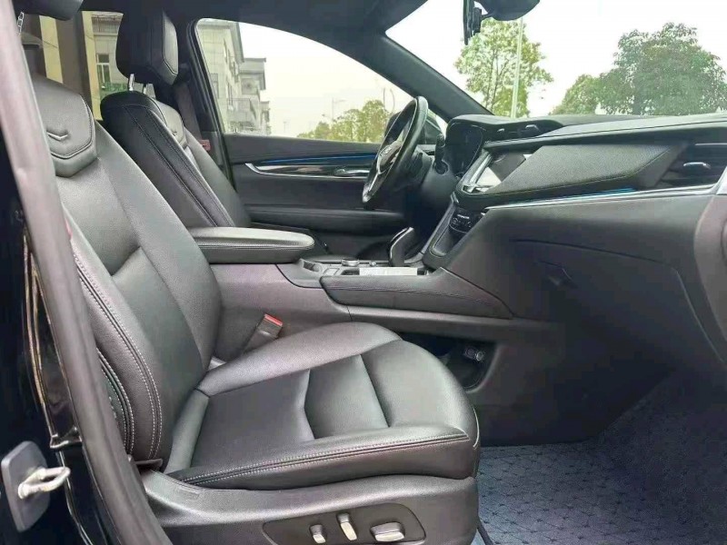 襄阳21年凯迪拉克XT54