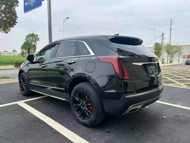 襄阳21年凯迪拉克XT57