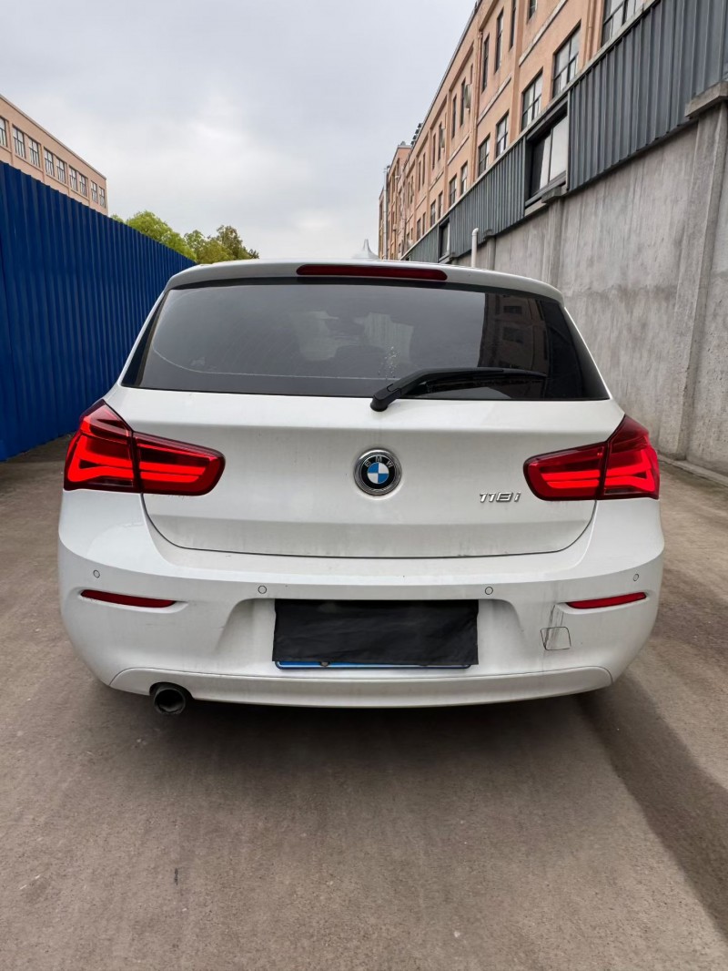 绍兴18年宝马1系8