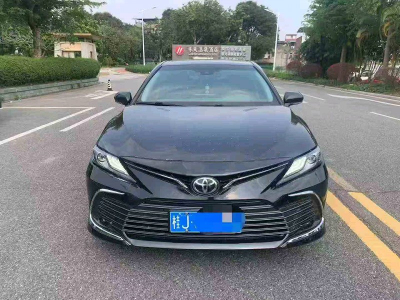 桂林21年豐田凱美瑞1