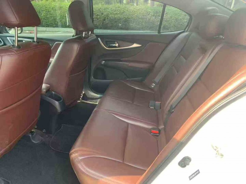 汕头18年本田凌派4