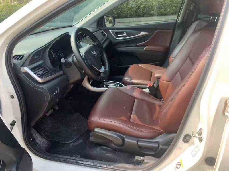 汕头18年本田凌派5