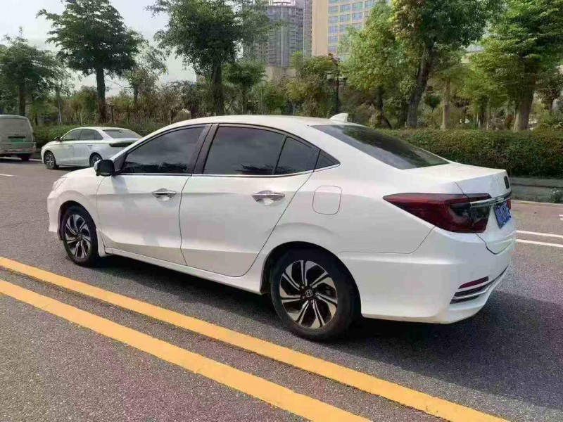 汕头18年本田凌派7