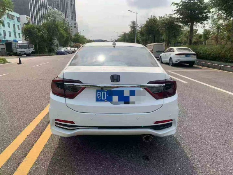 汕头18年本田凌派9