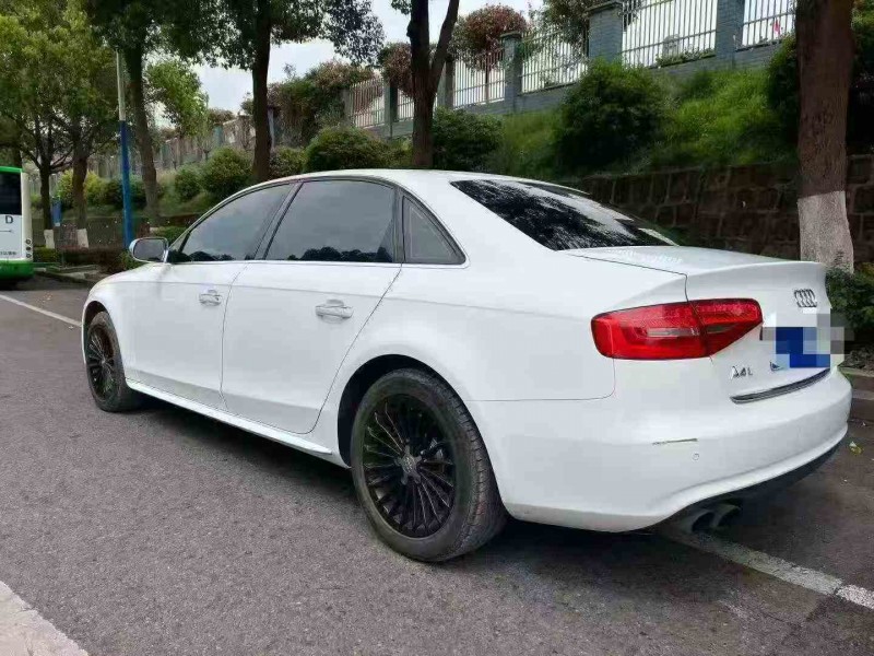 绵阳16年奥迪A4L8