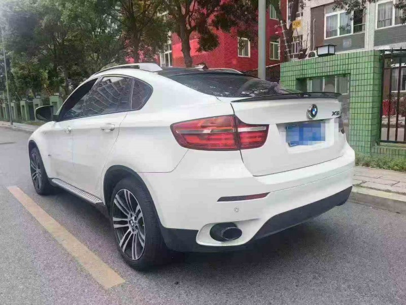 广元15年宝马X67