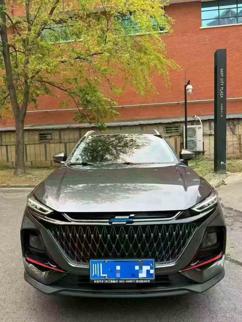 廣元23年長安汽車歐尚1