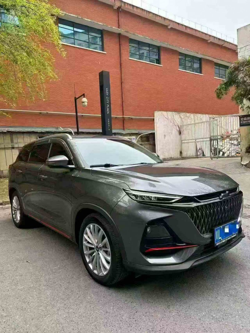 廣元23年長安汽車歐尚2