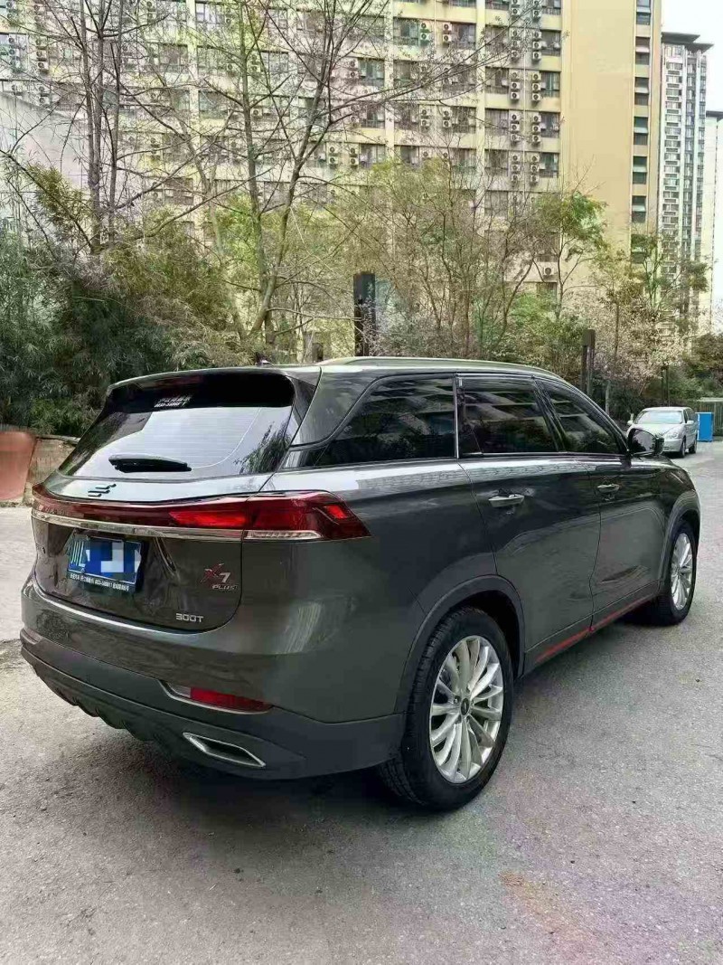 廣元23年長安汽車歐尚7