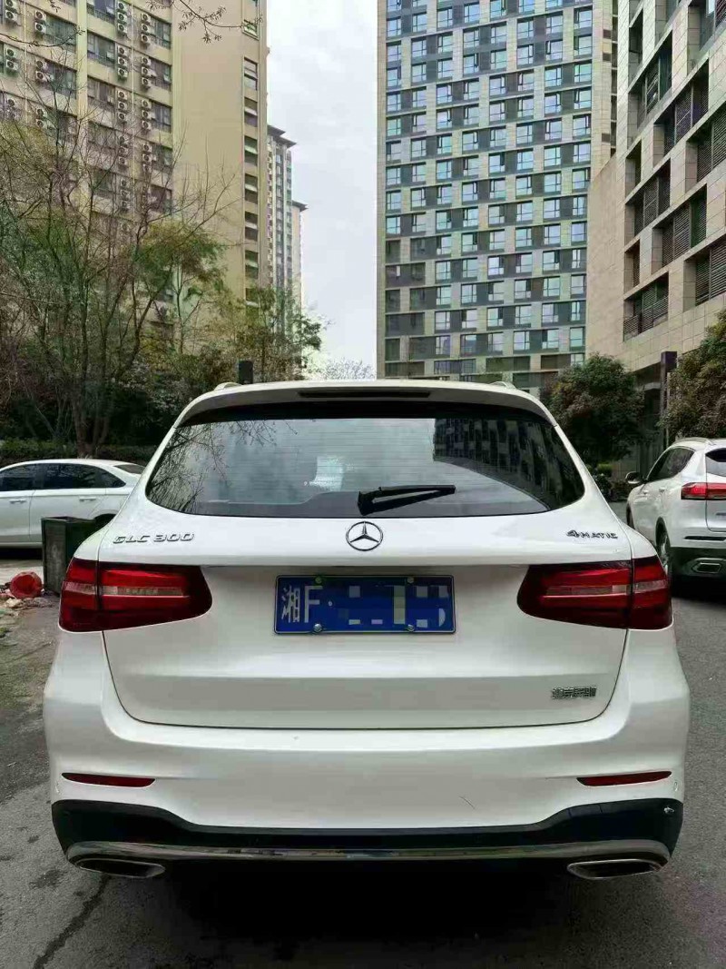 遂宁16年奔驰GLC9