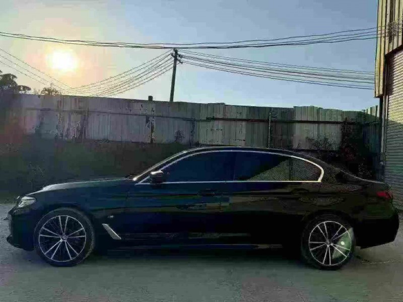 北海21年寶馬5系8