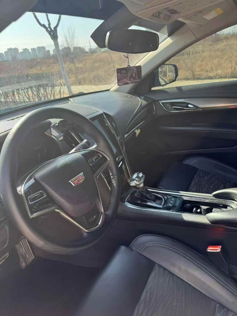 天水18年凯迪拉克ATS5