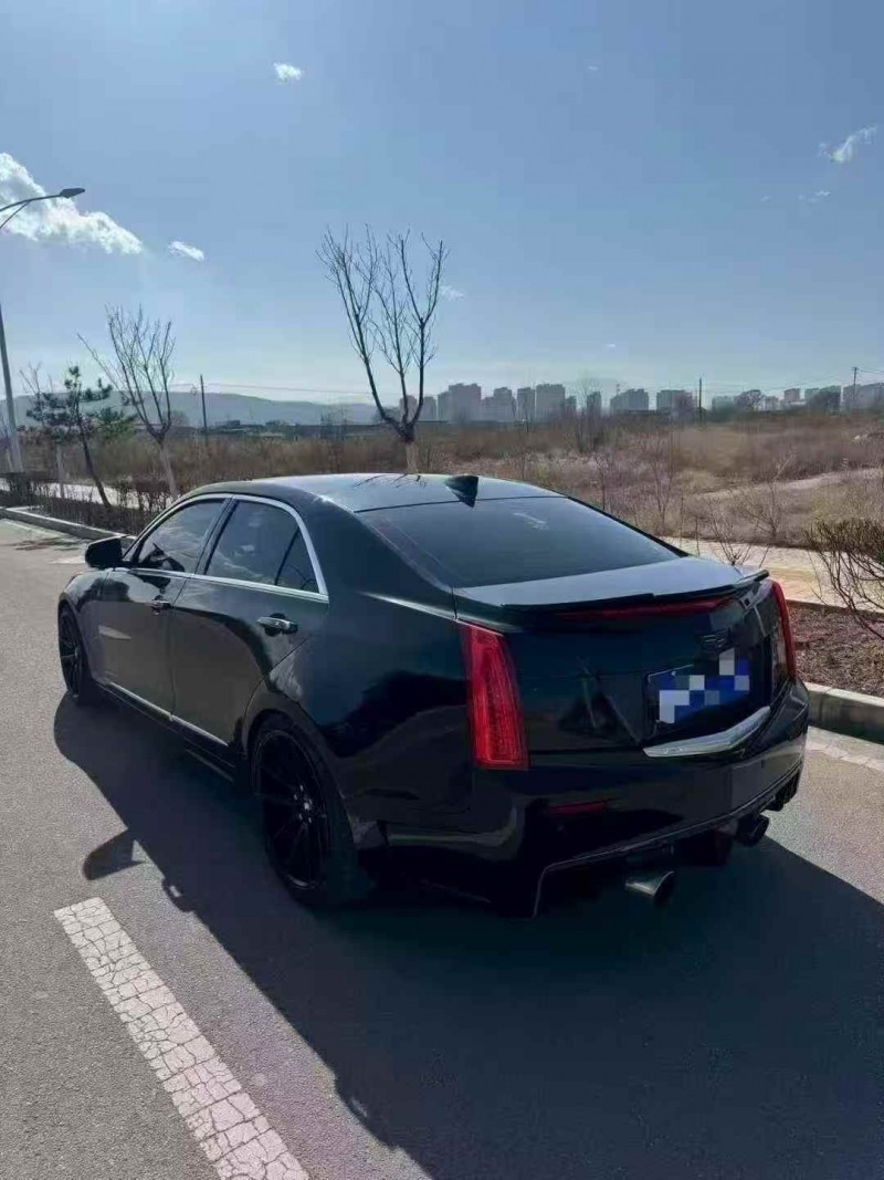 天水18年凯迪拉克ATS7