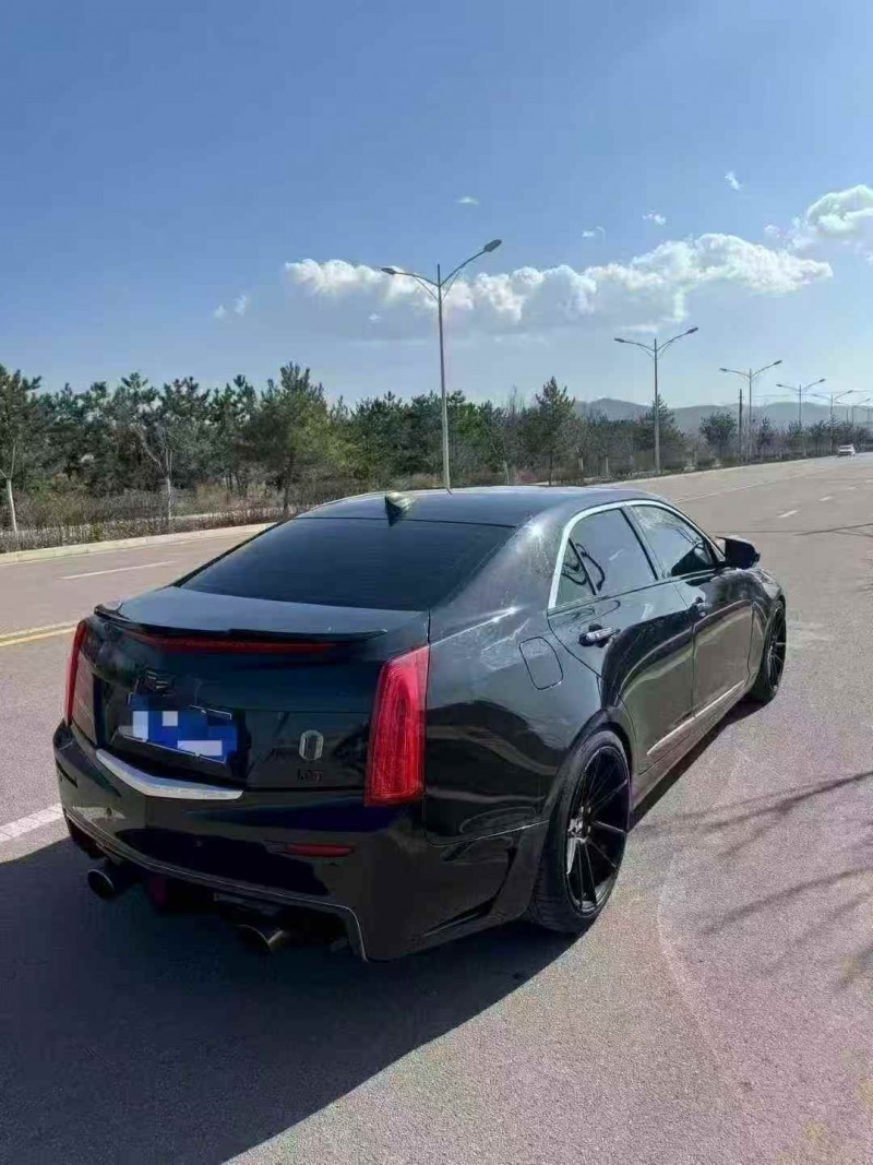 天水18年凯迪拉克ATS8