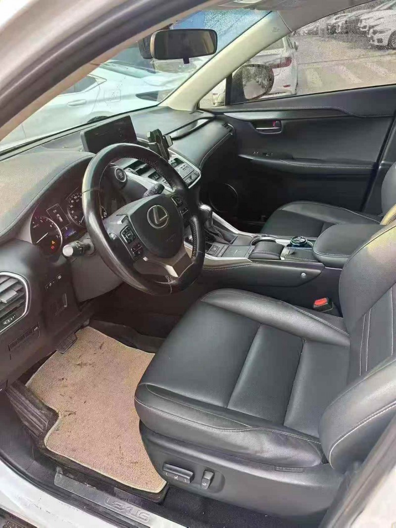 北海18年雷克薩斯NX6