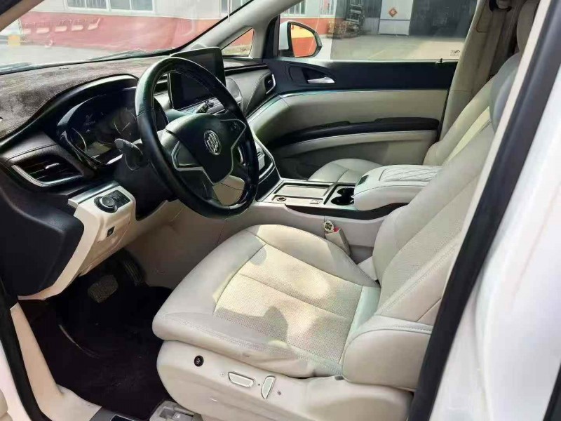 濟寧20年別克GL84