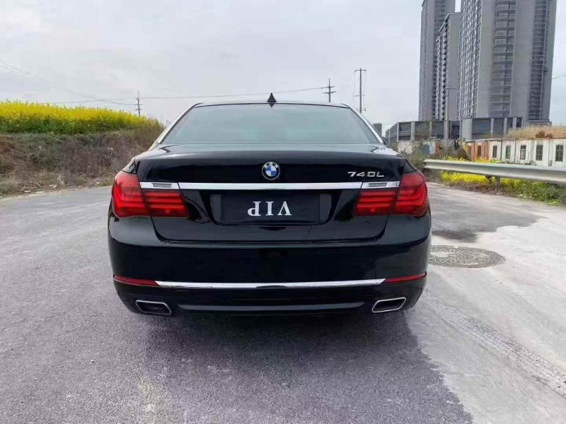 温州14年宝马7系8