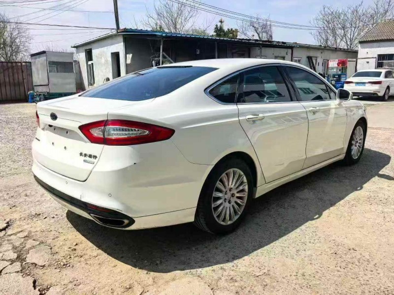 苏州15年福特蒙迪欧8