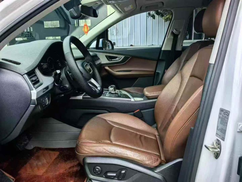 南通17年奥迪Q76