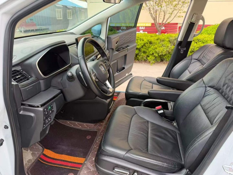 徐州24年本田艾力绅4