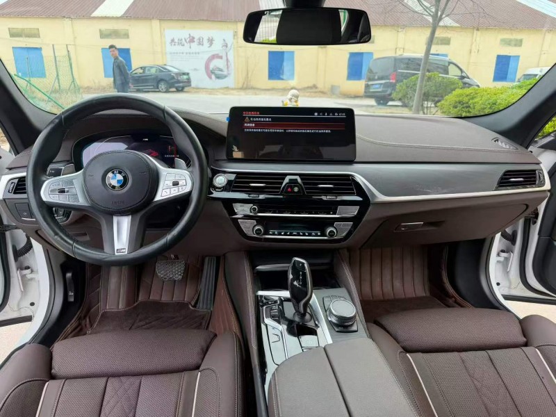 徐州23年宝马5系4