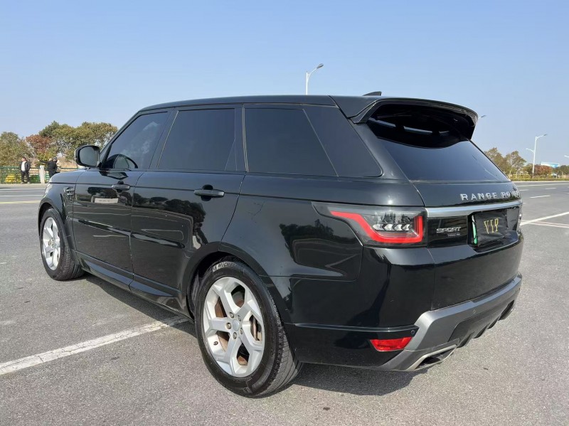 鹽城19年路虎攬勝運動8