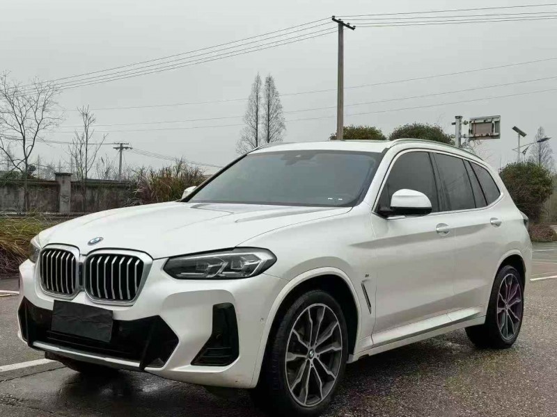 常德22年宝马X33