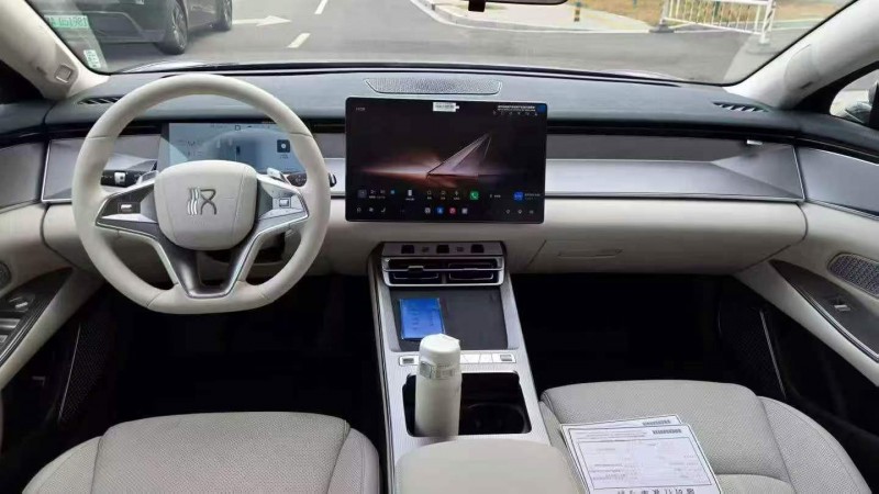 保定26年比亚迪汉4