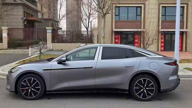 保定26年比亚迪汉9