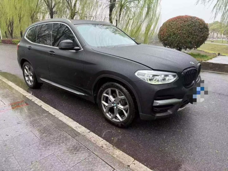 新余20年宝马X32