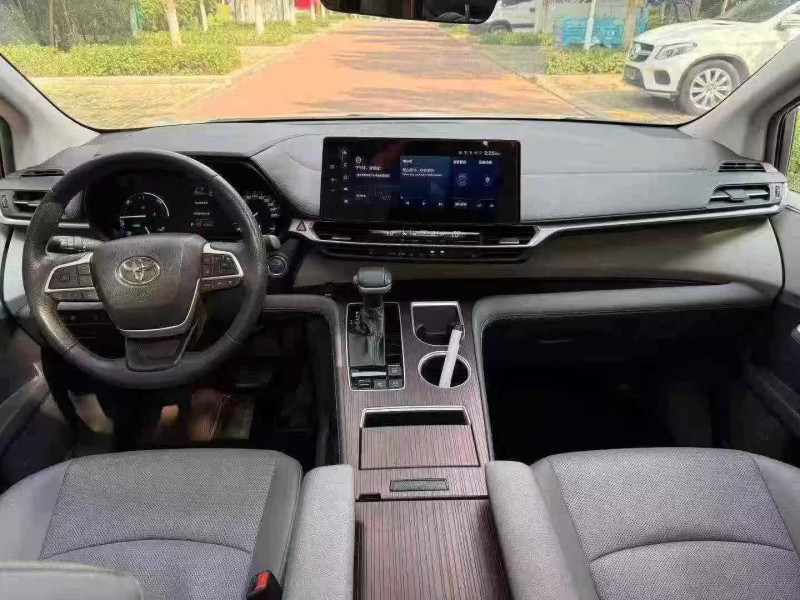 烟台24年丰田格瑞维亚5