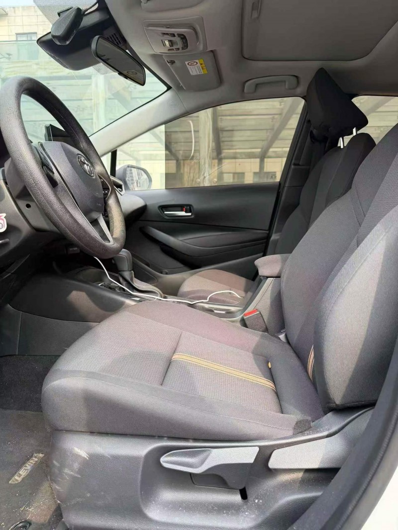 九江24年丰田雷凌4