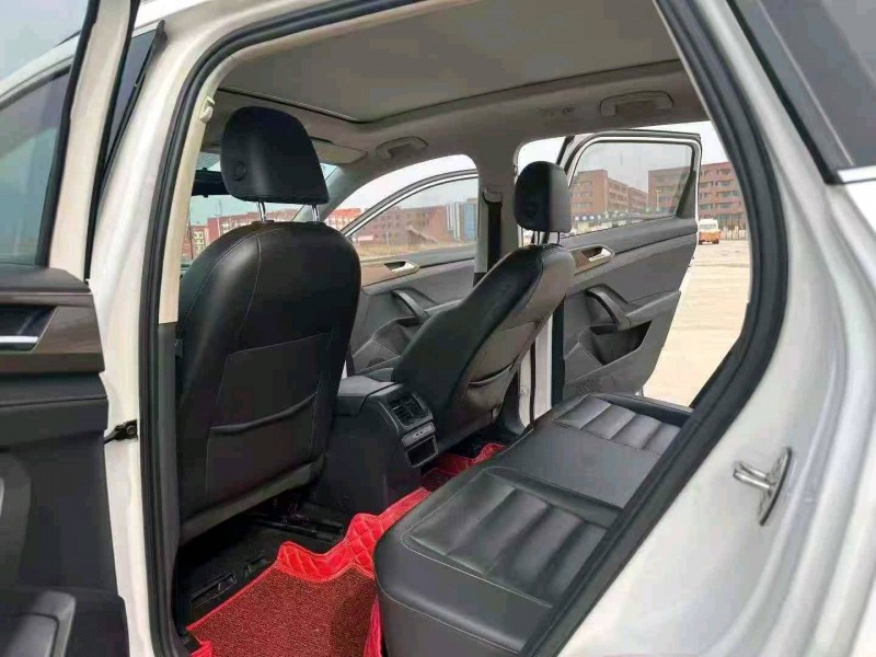 沧州20年大众途岳7