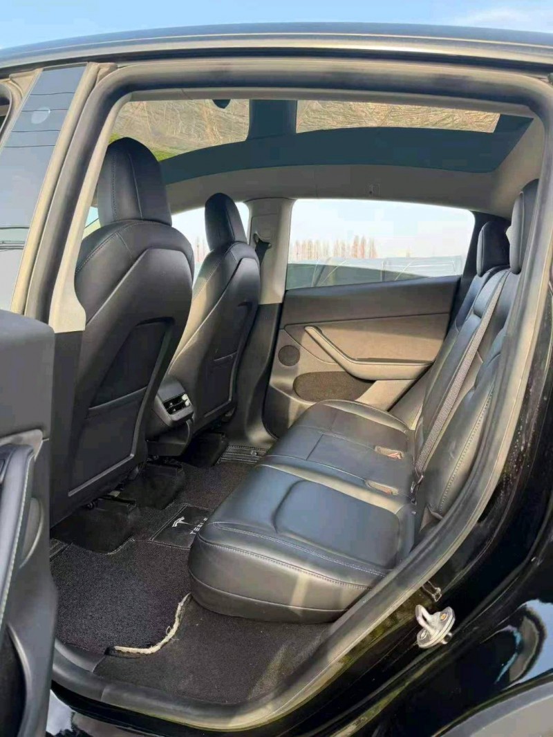 嘉兴22年特斯拉MODEL Y5