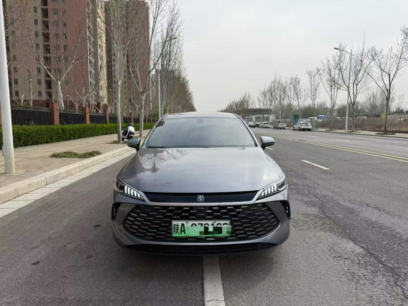 郑州25年比亚迪秦1