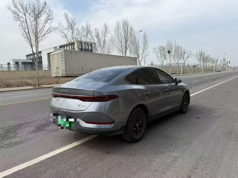 郑州25年比亚迪秦6