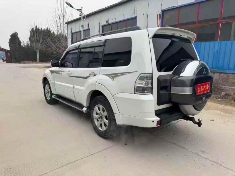 郑州19年三菱帕杰罗6