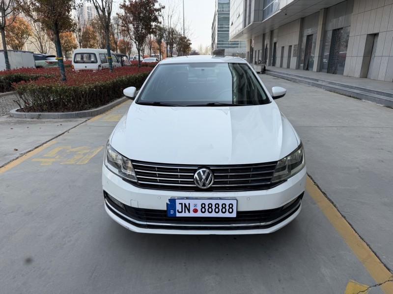 济宁20年大众朗逸1