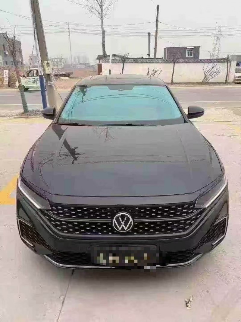 菏泽22年大众帕萨特1