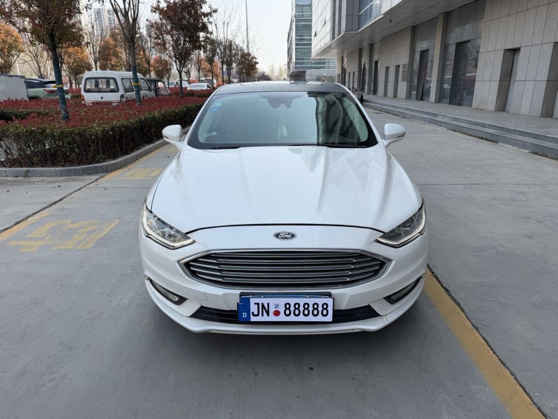 济宁17年福特蒙迪欧1