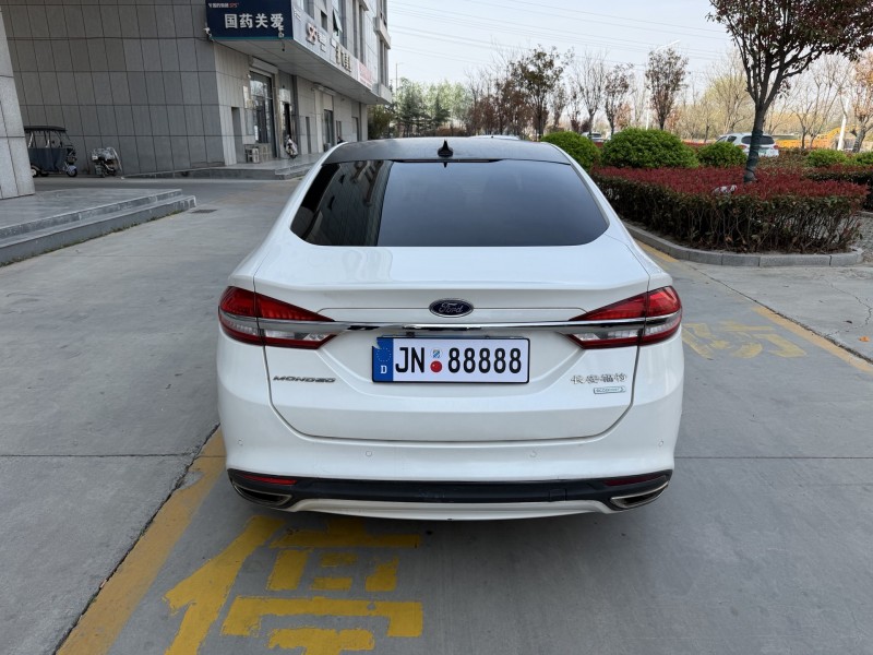 济宁17年福特蒙迪欧9