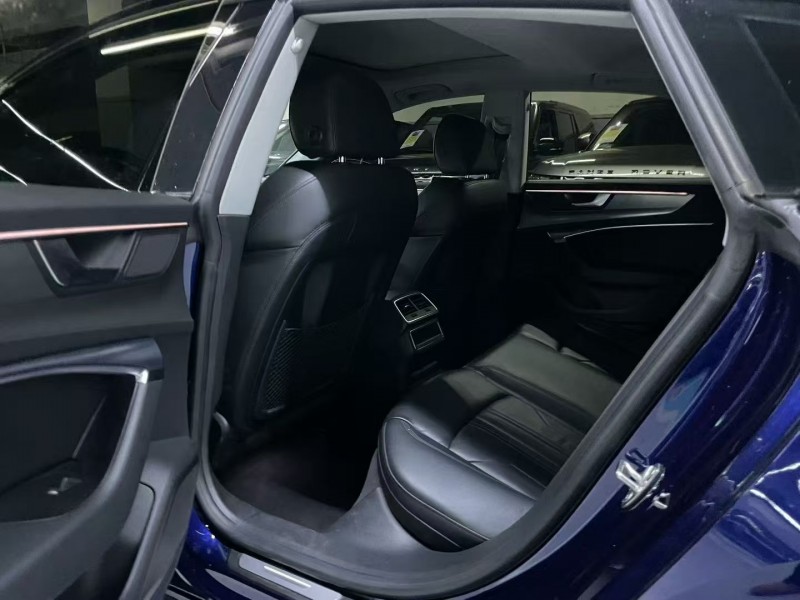 广州21年奥迪A7L4