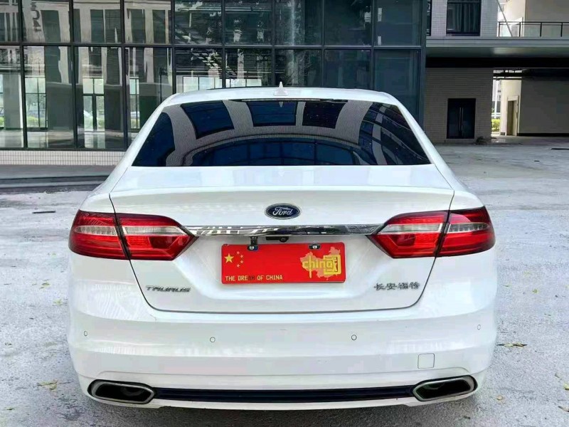 广州16年福特金牛座3