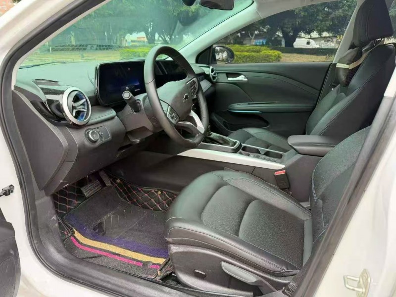 莆田22年雪佛兰科鲁泽5