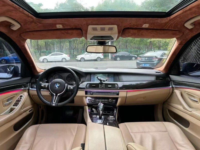 广州11年宝马5系7