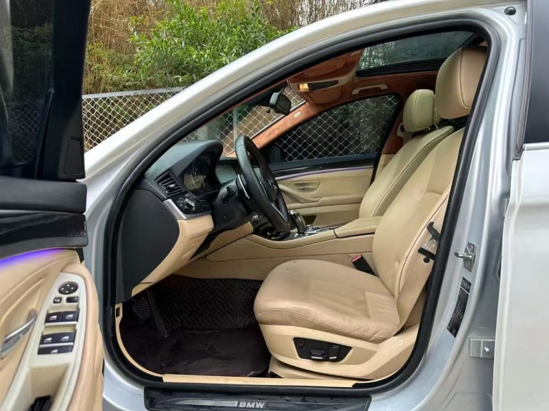 广州11年宝马5系8