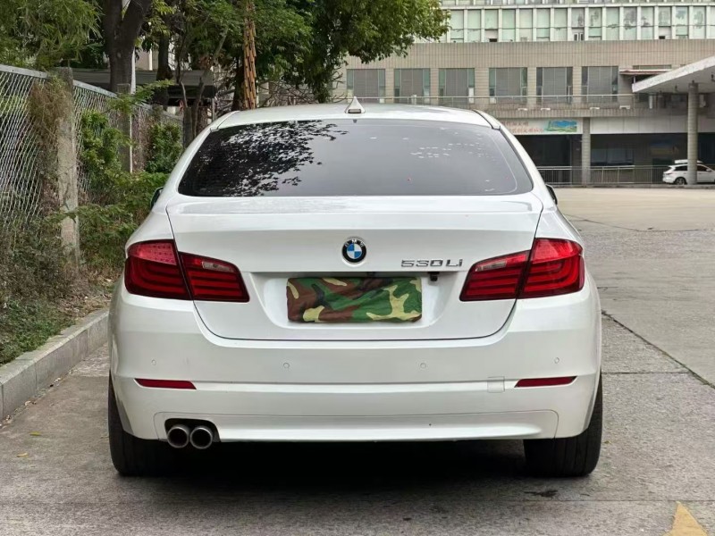 广州11年宝马5系9