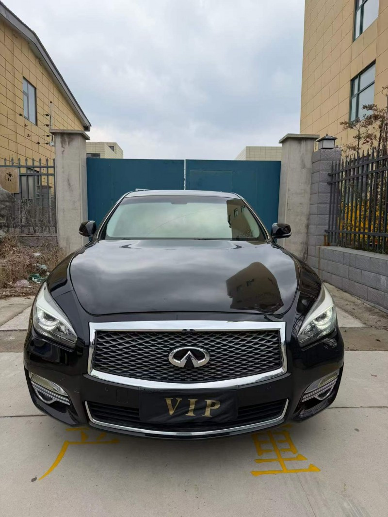 平顶山19年英菲尼迪Q701