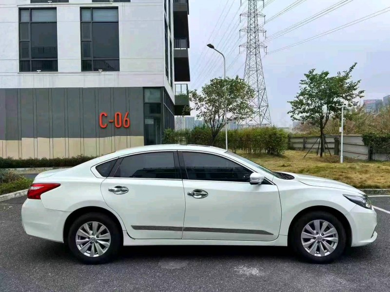 广州18年日产天籁6